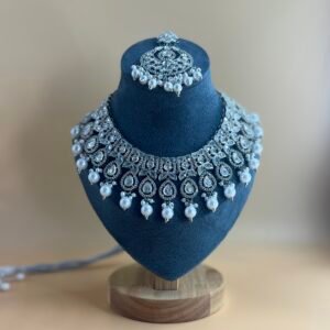 Aarvi Necklace Set - Image 1