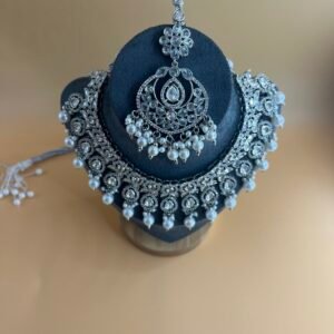 Aarvi Necklace Set - Image 3